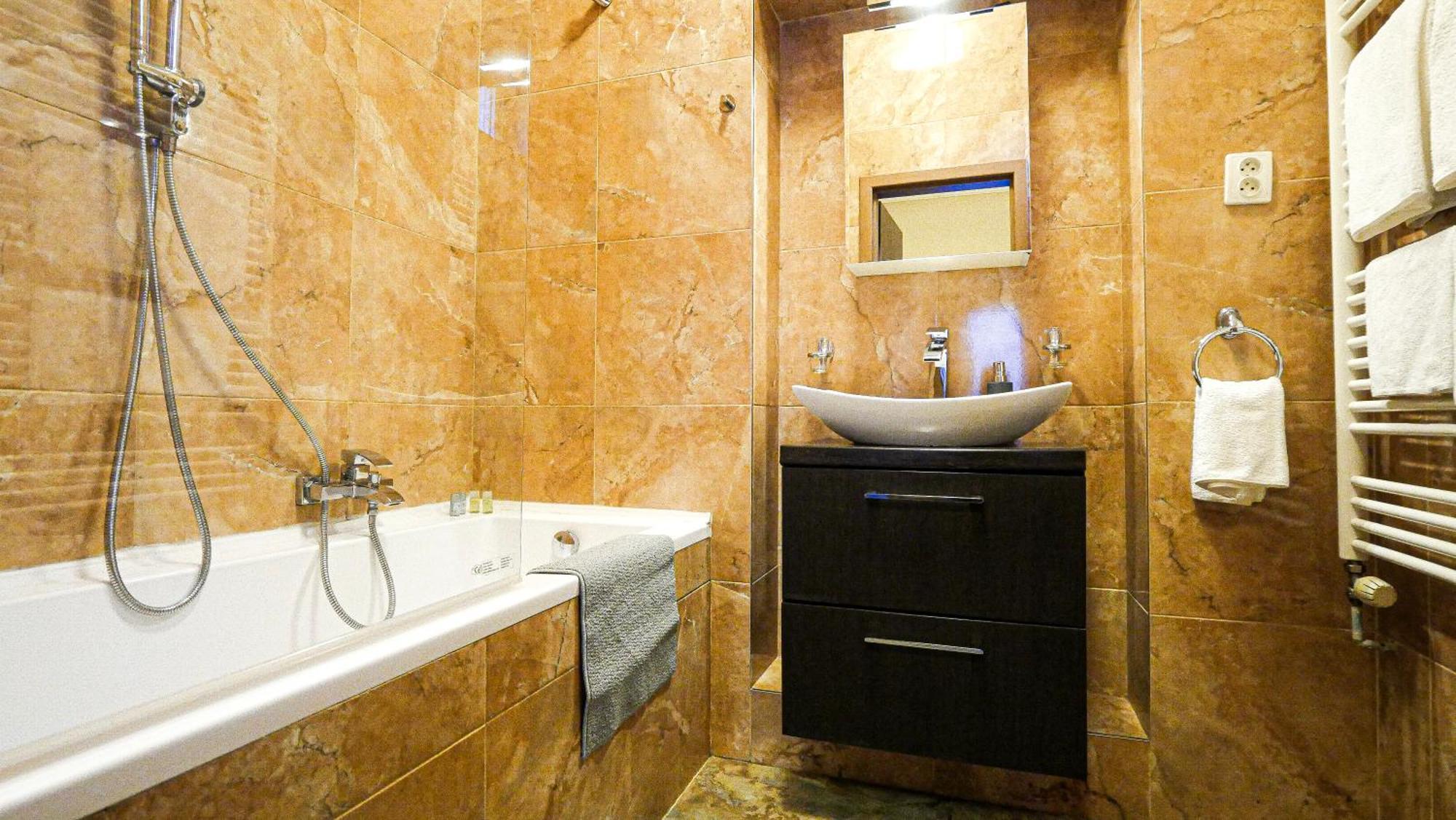 Residence Moravia Apartments Karlovy Vary Luaran gambar