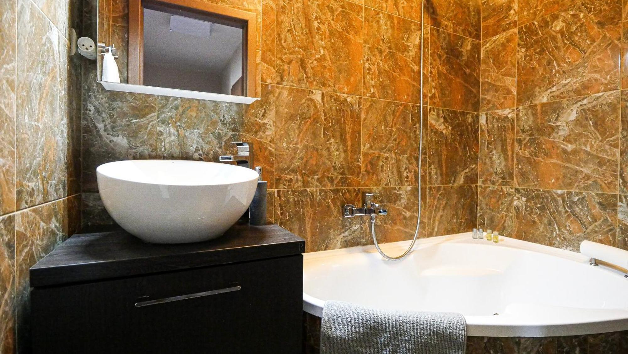 Residence Moravia Apartments Karlovy Vary Luaran gambar